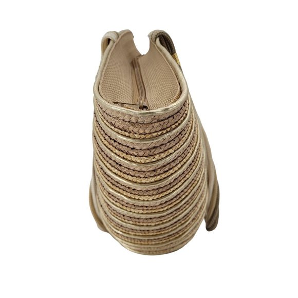 Beach Bucket Bag Tote with Multi Color Rope Handles Used - Picture 4 of 11